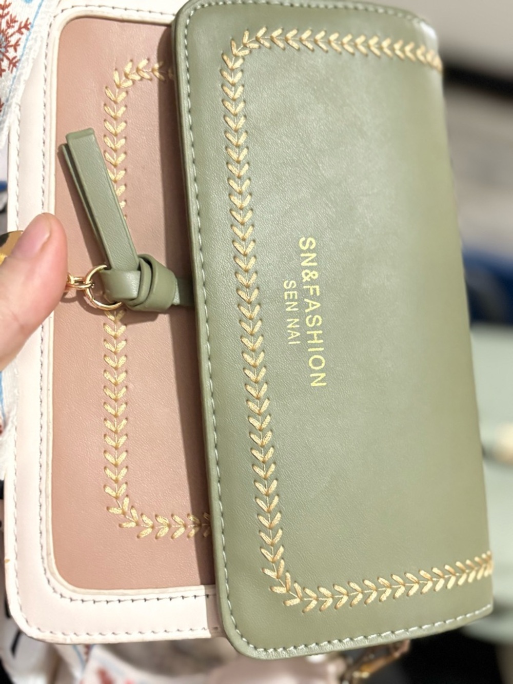 Source Unknown Olive Green and Dusty Pink Zip Wallet with Gold Stitching
